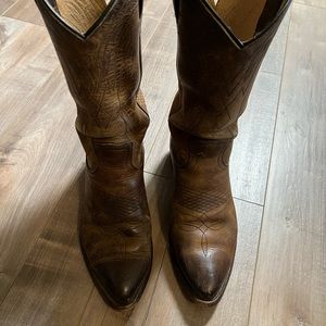 Women’s Frye Billy Pull On Boots